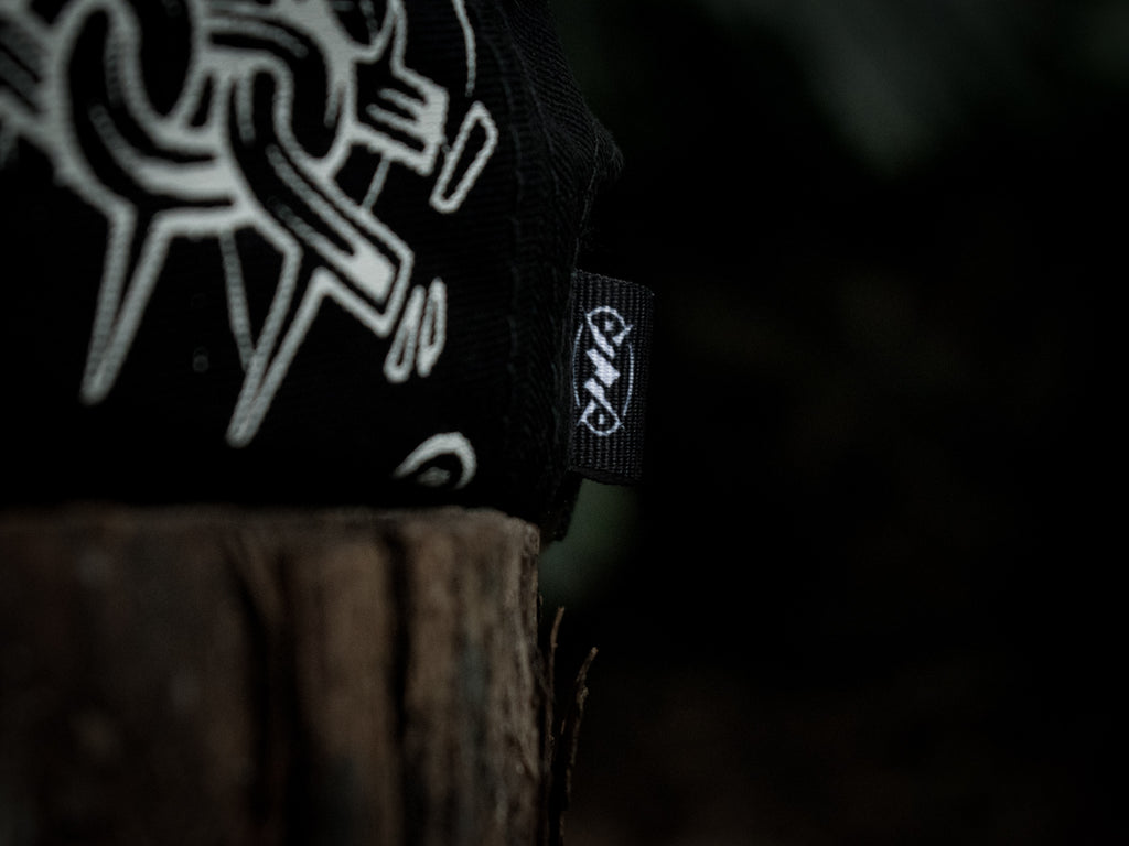 Gorra 5 paneles Puas