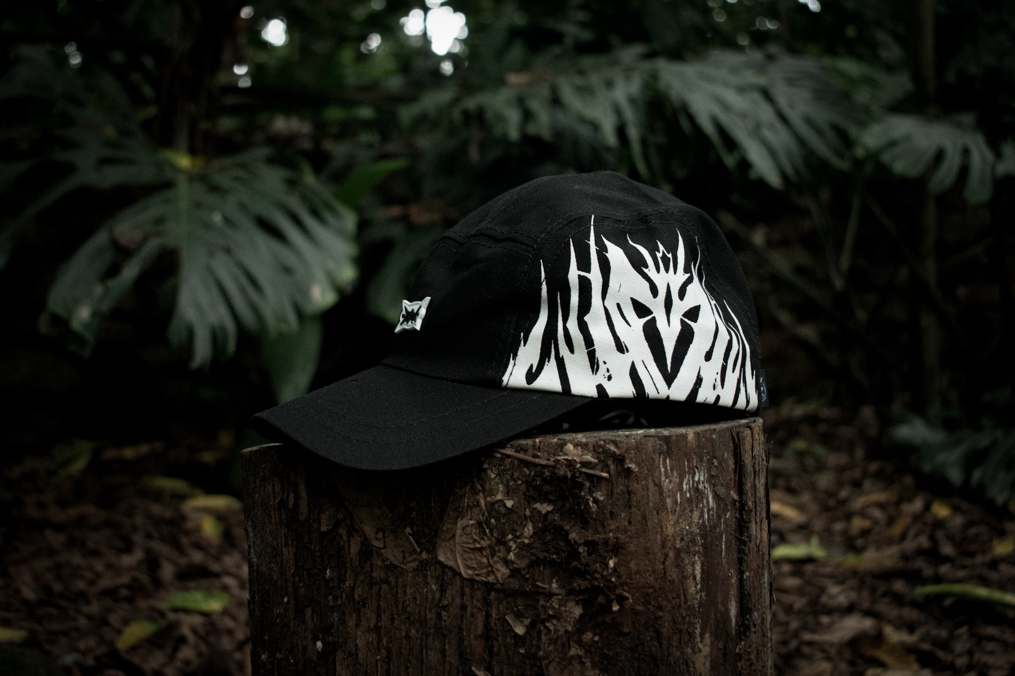Gorra 5 Paneles Spine Heart